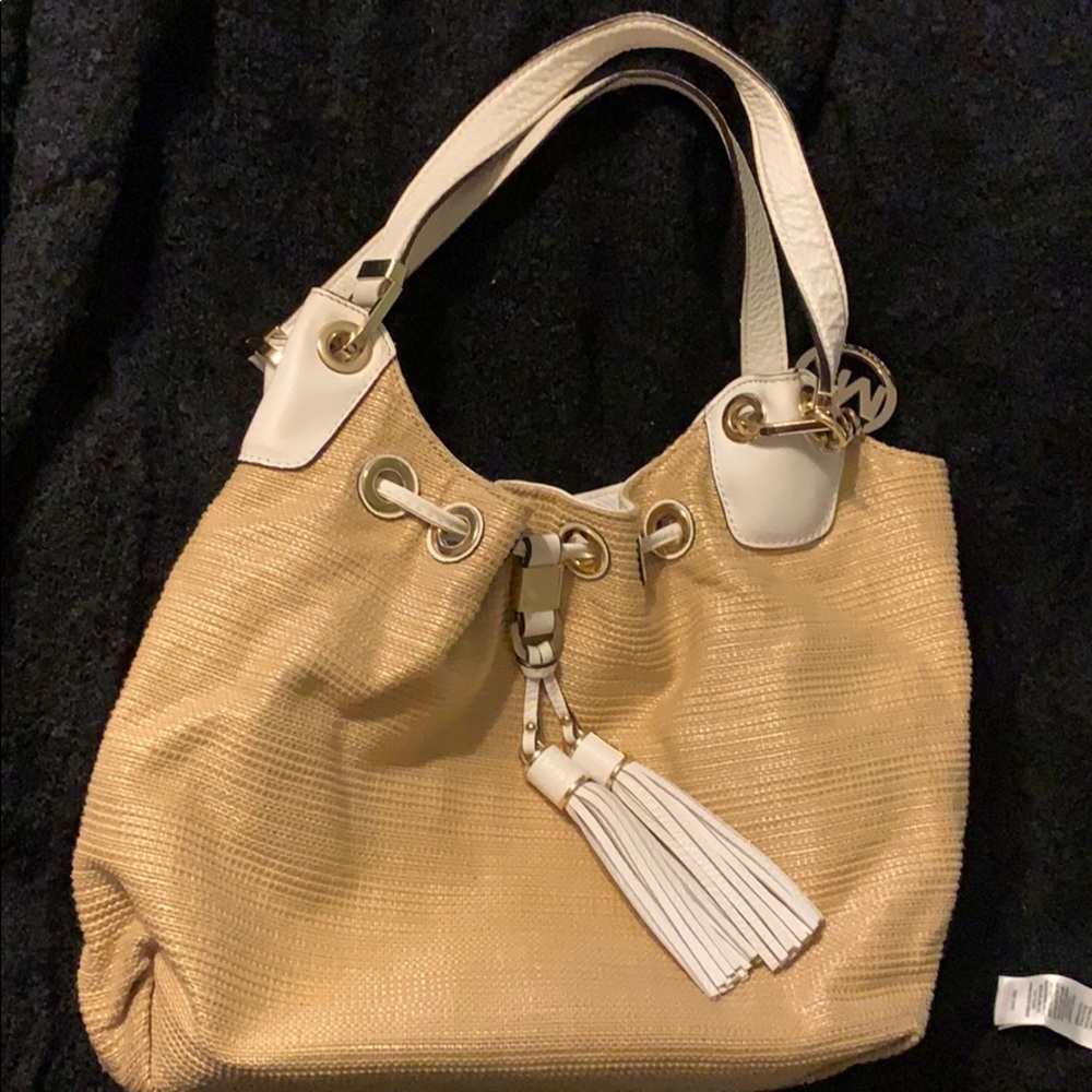 Handbags - Picture 2 of 2